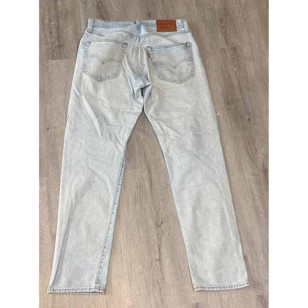 Levis Premium 502 Taper Fit Jeans Light Wash Denim W30 L32 Mens 29507-0942
